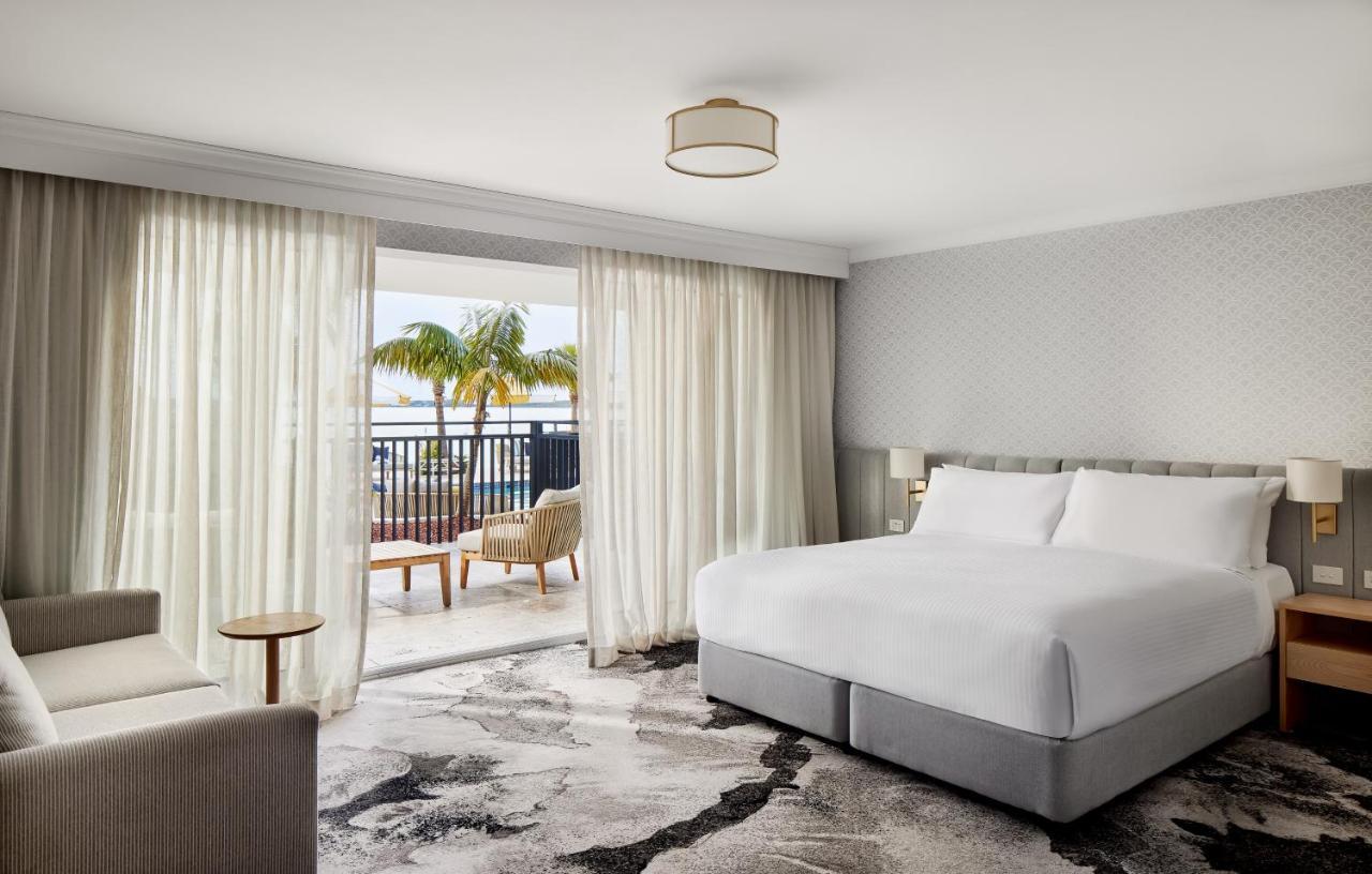 The Beachcomber Hotel & Resort, Ascend Hotel Collection ทูคลีย์ ภายนอก รูปภาพ A guest room at the Hilton San Diego Bayfront