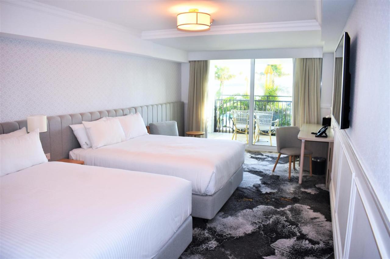 The Beachcomber Hotel & Resort, Ascend Hotel Collection ทูคลีย์ ภายนอก รูปภาพ A room at the hotel