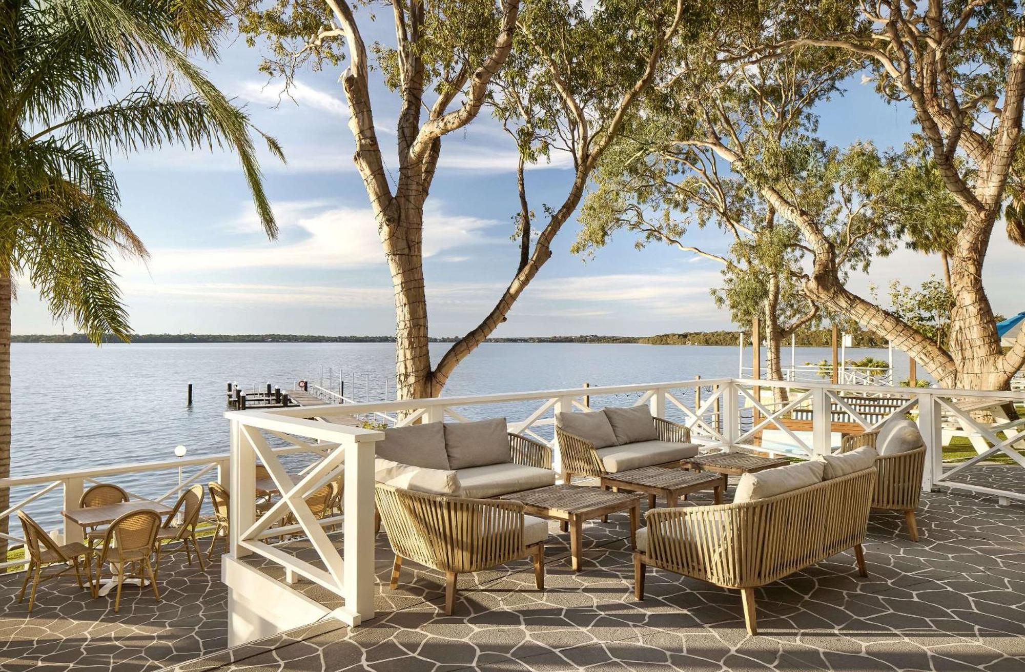 The Beachcomber Hotel & Resort, Ascend Hotel Collection ทูคลีย์ ภายนอก รูปภาพ The Lake House