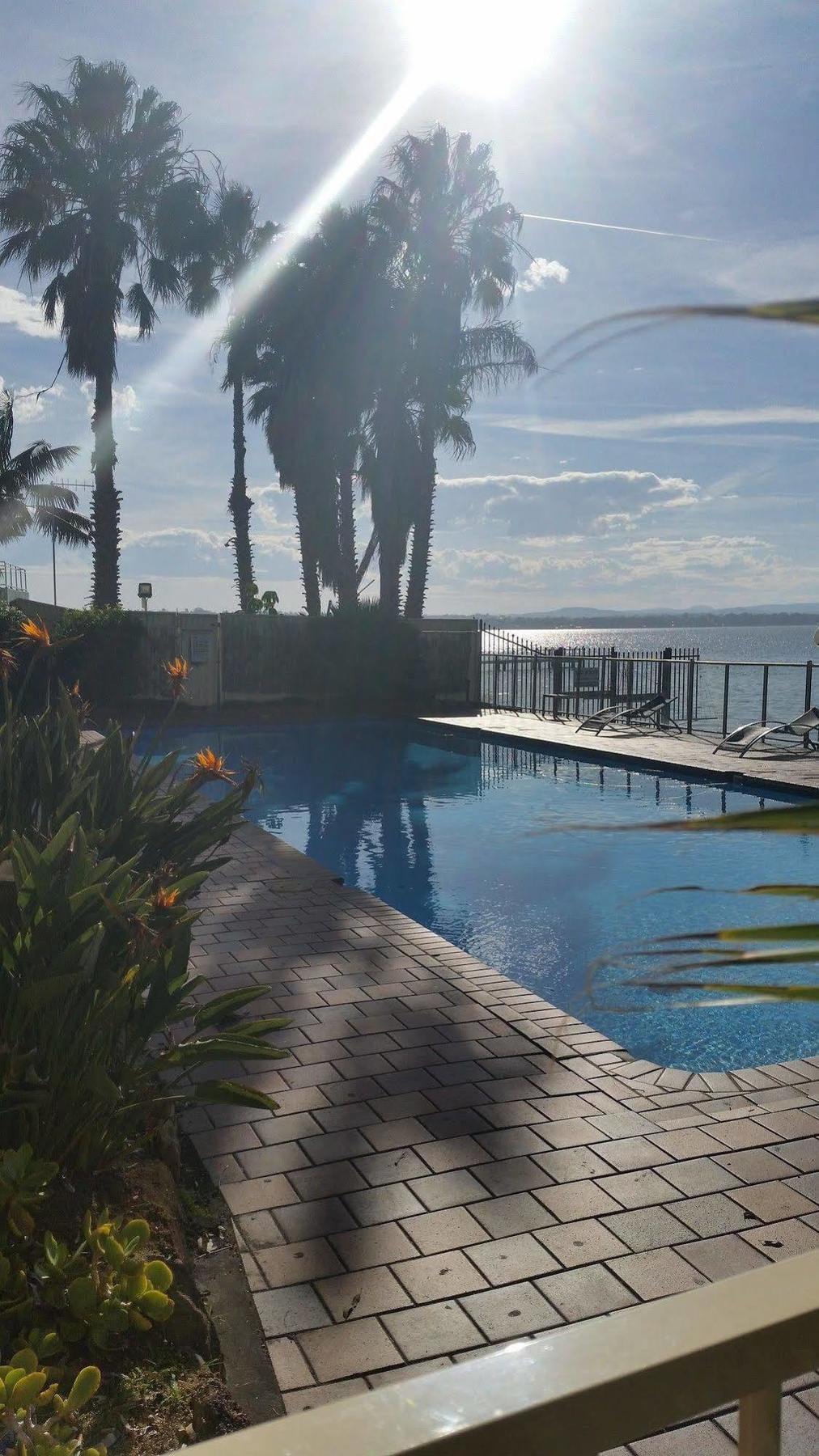 The Beachcomber Hotel & Resort, Ascend Hotel Collection ทูคลีย์ ภายนอก รูปภาพ View of the pool at the hotel
